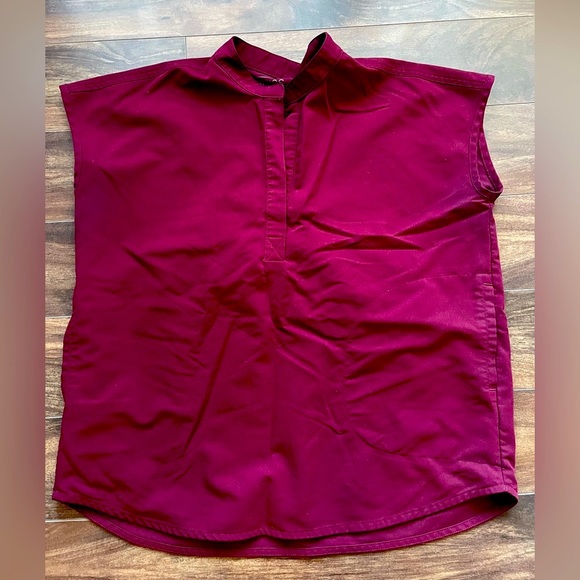 Figs Tops - Burgundy figs scrub set